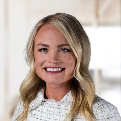 Photo of Stephanie Warren